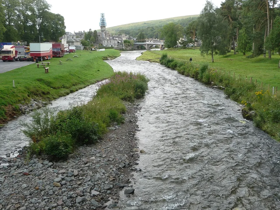 River Esk — Immanuel Giel / Wikimedia Commons / Public domain