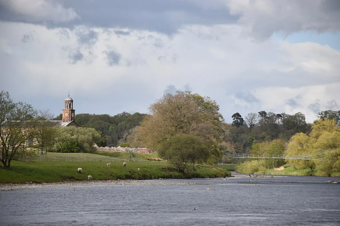 River Esk — Kognos / Wikimedia Commons / CC BY-SA 4.0