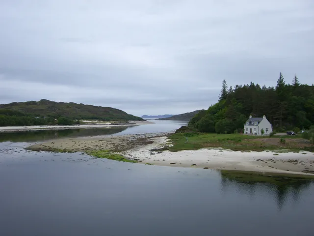 River Morar — Christian Jones / Wikimedia Commons / CC BY-SA 2.0