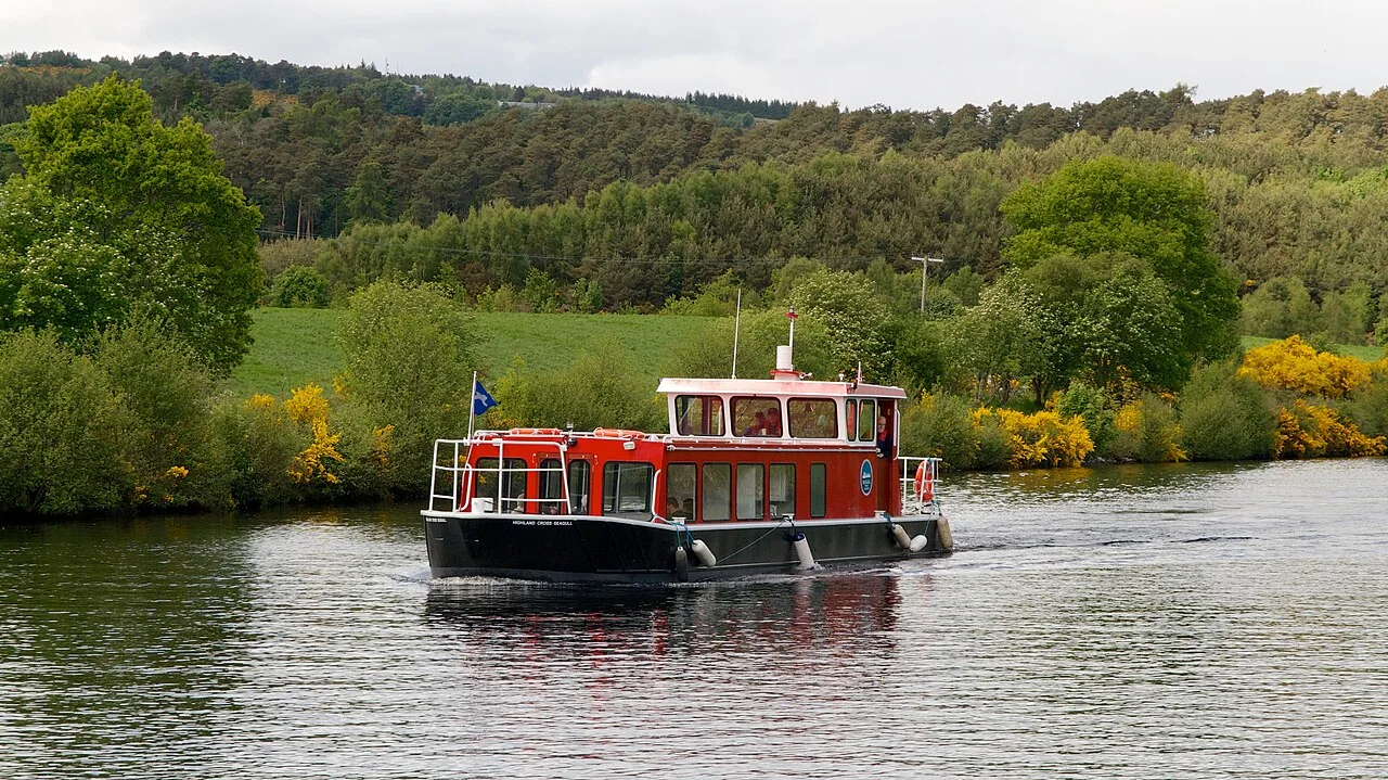 River Ness — Christoph Strässler from Oberdorf BL, Schweiz / Wikimedia Commons / CC BY-SA 2.0