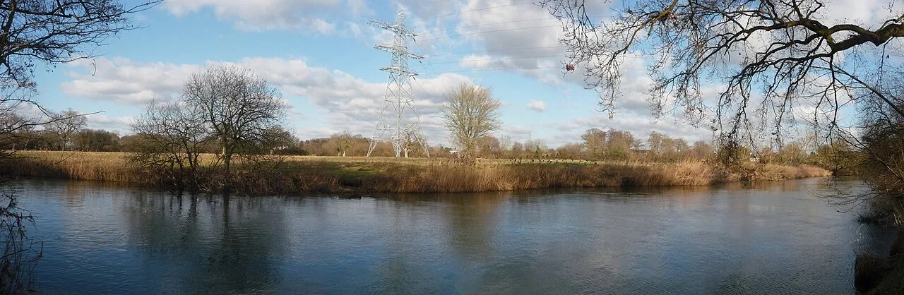 River Stour — Lewis Clarke / Wikimedia Commons / CC BY-SA 2.0