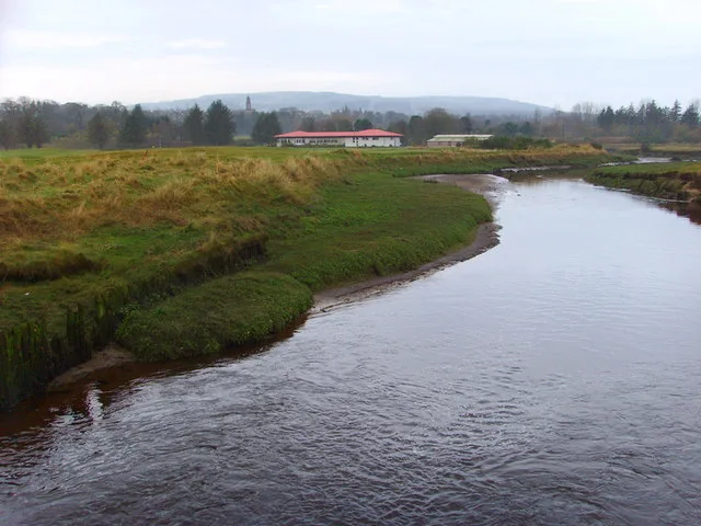 River Tain — sylvia duckworth / Wikimedia Commons / CC BY-SA 2.0