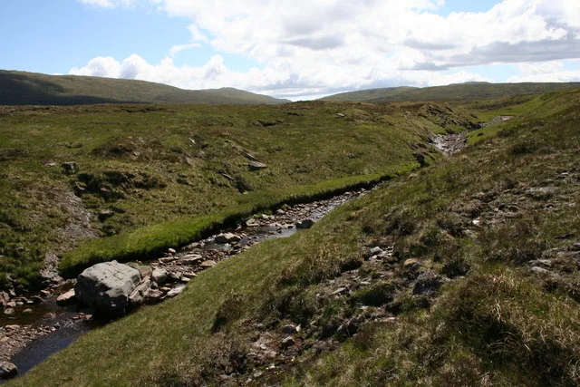 River Tarff — Nic Bullivant / Wikimedia Commons / CC BY-SA 2.0