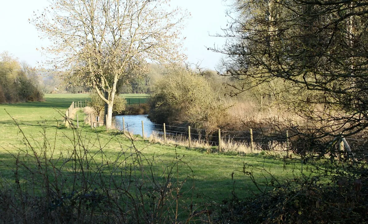 River Wylye — Maurice Pullin  / Wikimedia Commons / CC BY-SA 2.0