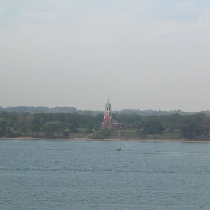 Southampton Water — Hassocks5489 / Wikimedia Commons / CC0