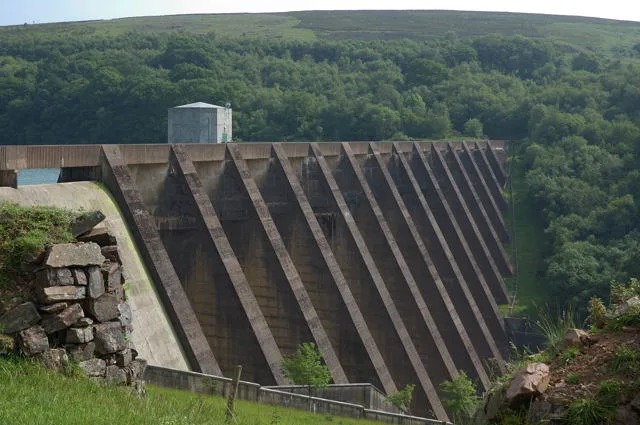 Wimbleball Lake — Adrian Boliston / Wikimedia Commons / CC BY-SA 2.0