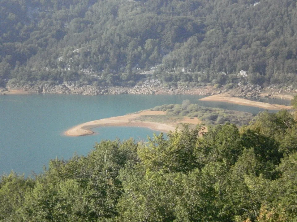 Kruščičko jezero — Dragan Zeba / Wikimedia Commons / CC BY 3.0