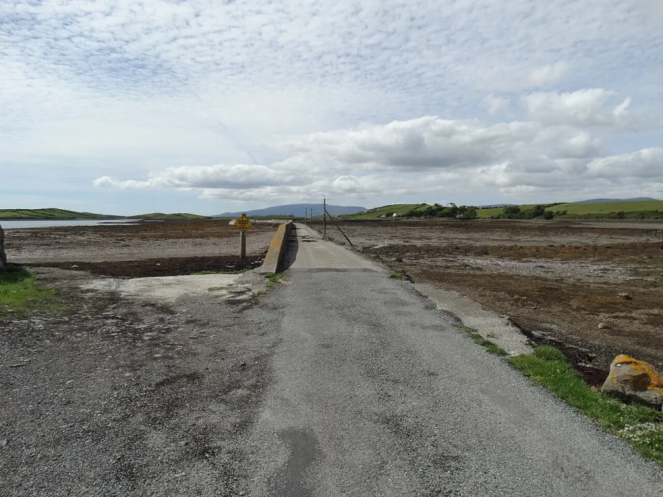 Clew Bay — Colin Park  / Wikimedia Commons / CC BY-SA 2.0