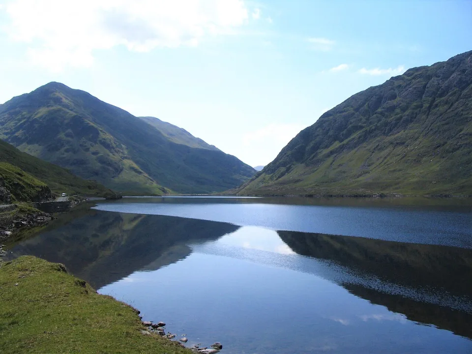 Doo Lough — Patrice78500 / Wikimedia Commons / Public domain