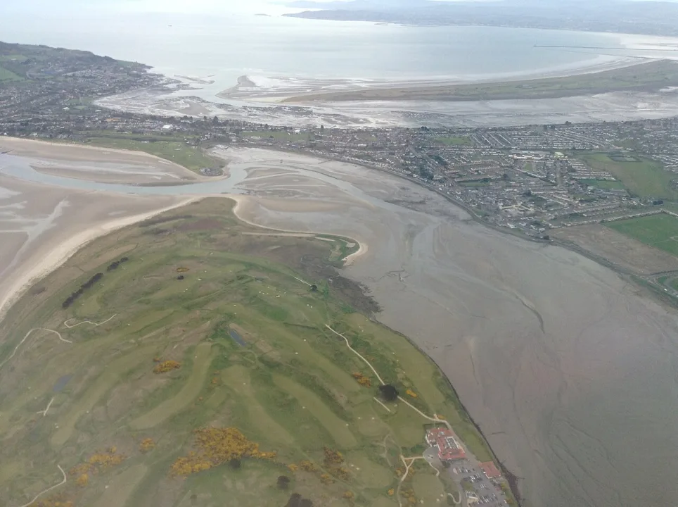 Dublin Bay — Etiennekd / Wikimedia Commons / CC BY-SA 3.0