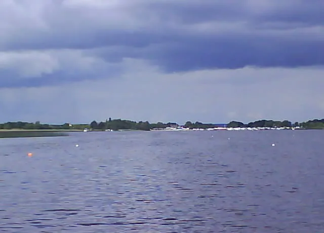 Killinure Lough — Anto475 / Wikimedia Commons / CC BY 3.0