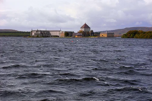 Lough Derg — MaxPride (talk) / Wikimedia Commons / CC BY-SA 3.0