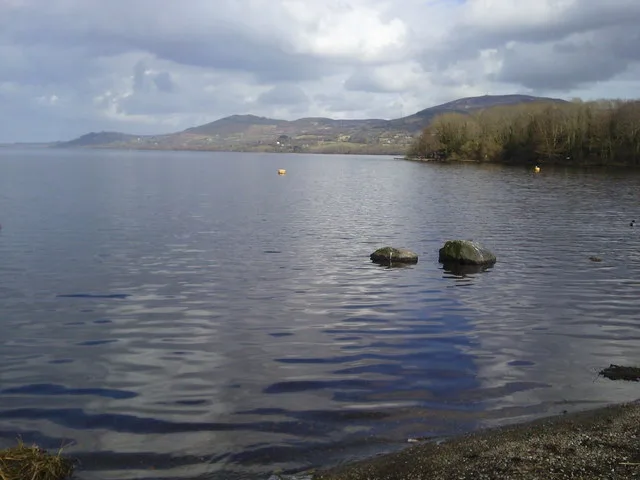 Lough Derg — C O'Flanagan / Wikimedia Commons / CC BY-SA 2.0