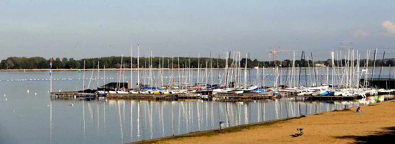 IJmeer — Gouwenaar / Wikimedia Commons / CC0