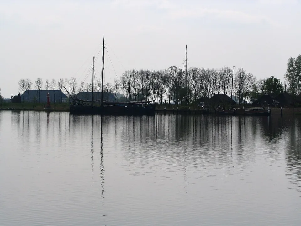 Reitdiep — GerardM at Dutch Wikipedia / Wikimedia Commons / CC BY-SA 3.0