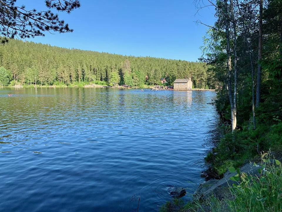 Steinbruvann — Kjetil Ree / Wikimedia Commons / CC BY-SA 3.0