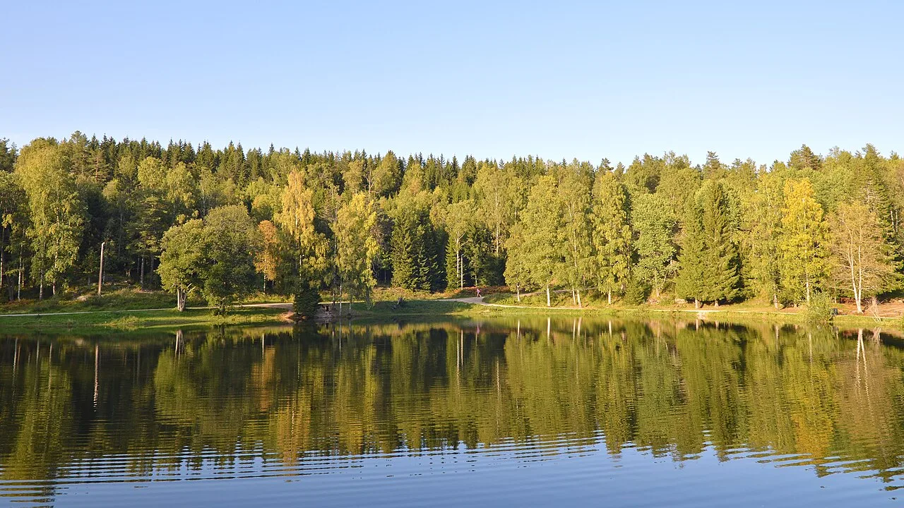 Trollvann — Ryan Hodnett / Wikimedia Commons / CC BY-SA 4.0