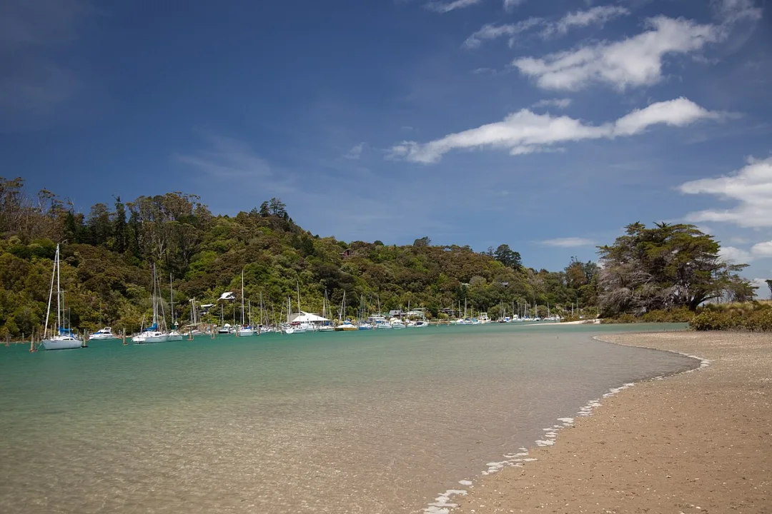 Wēiti River — russellstreet / Wikimedia Commons / CC BY-SA 2.0