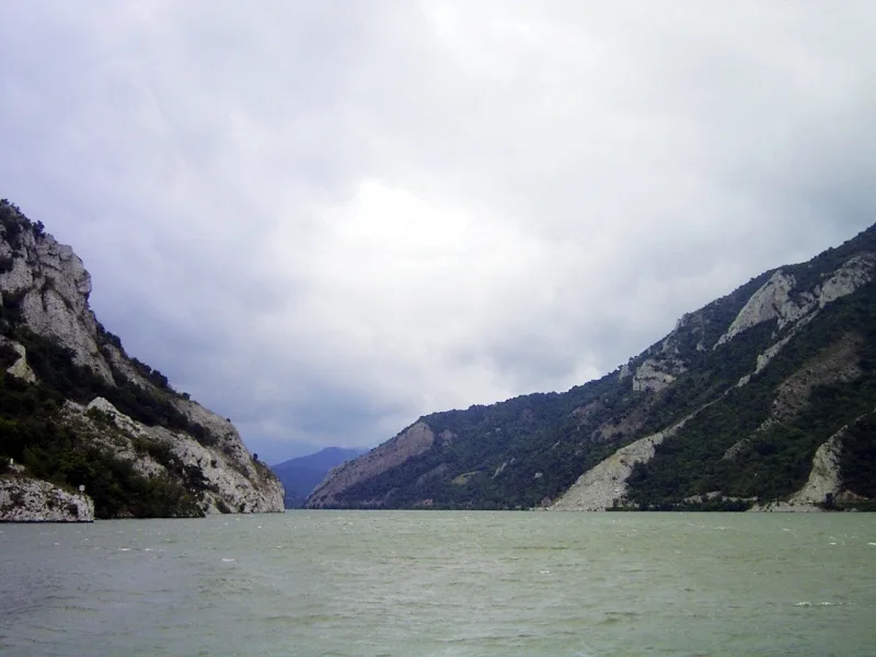 Lacul Porților de Fier — Denis Barthel / Wikimedia Commons / CC BY-SA 3.0