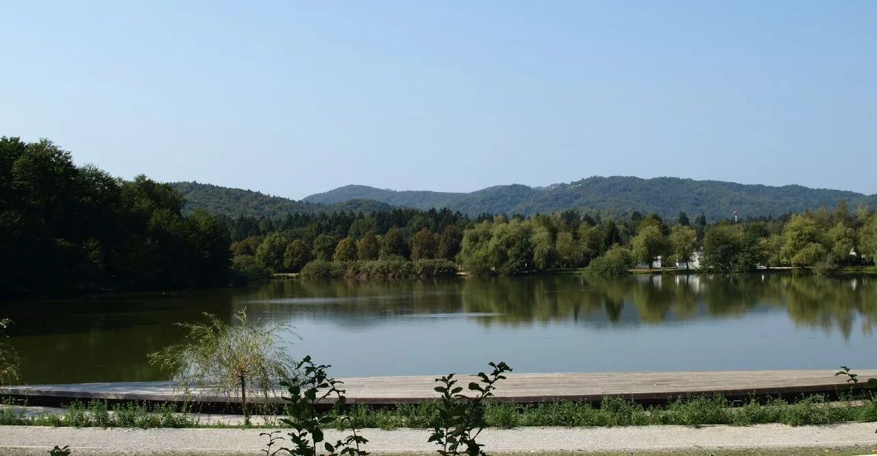 Koseški bajer — Nataša Sedminek / Wikimedia Commons / CC BY-SA 3.0